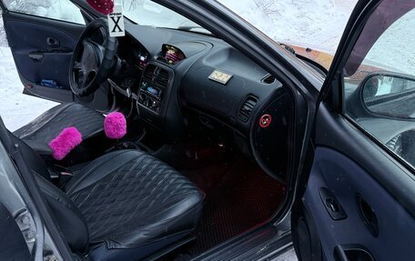 Mitsubishi Carisma I, 2003 год, 310 000 рублей, 8 фотография