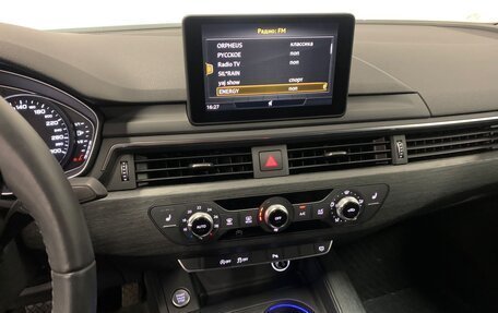 Audi A4, 2017 год, 2 350 000 рублей, 4 фотография