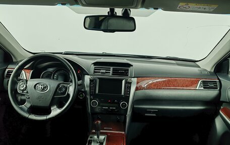 Toyota Camry, 2013 год, 1 699 000 рублей, 14 фотография