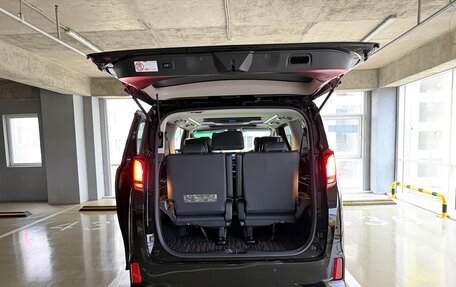 Toyota Alphard III, 2020 год, 6 250 000 рублей, 35 фотография