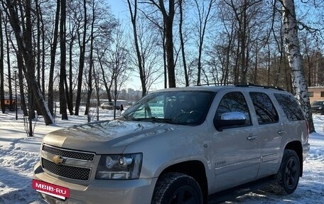 Chevrolet Tahoe III, 2012 год, 2 000 000 рублей, 2 фотография