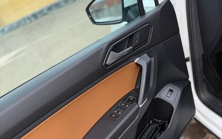 Volkswagen Tiguan II, 2017 год, 2 450 000 рублей, 7 фотография