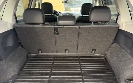 Volkswagen Tiguan II, 2017 год, 2 450 000 рублей, 18 фотография