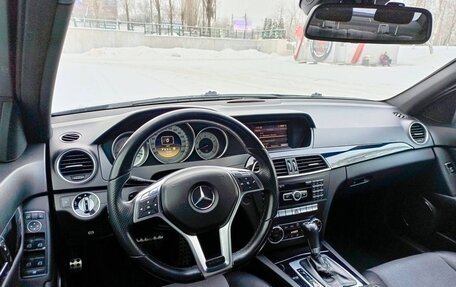 Mercedes-Benz C-Класс, 2011 год, 1 390 000 рублей, 3 фотография