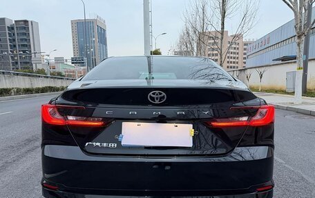Toyota Camry, 2025 год, 3 590 000 рублей, 6 фотография