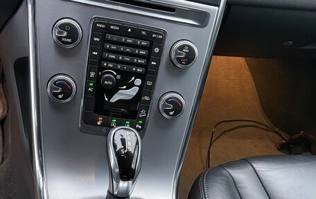 Volvo XC60 II, 2017 год, 2 500 000 рублей, 10 фотография