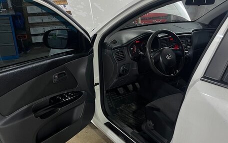 KIA Rio II, 2011 год, 500 000 рублей, 6 фотография