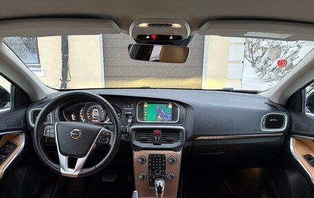 Volvo V40 Cross Country I, 2019 год, 2 300 000 рублей, 16 фотография