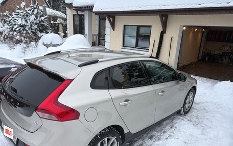 Volvo V40 Cross Country I, 2019 год, 2 300 000 рублей, 31 фотография