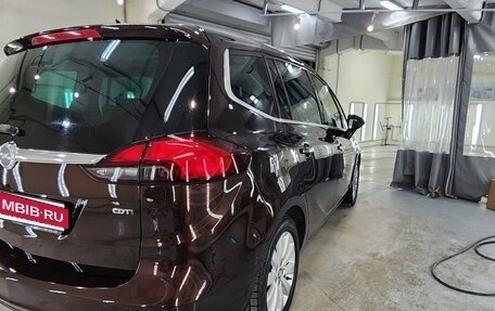 Opel Zafira C рестайлинг, 2013 год, 1 200 000 рублей, 4 фотография