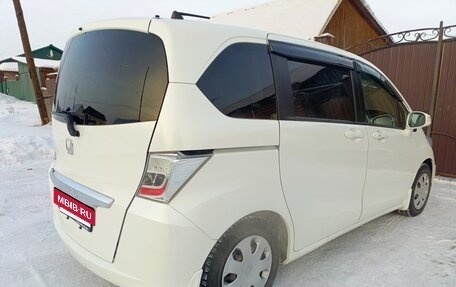Honda Freed I, 2013 год, 1 100 000 рублей, 2 фотография