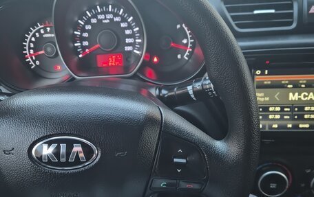 KIA Rio III рестайлинг, 2015 год, 1 001 000 рублей, 10 фотография