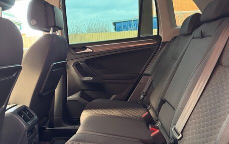 Volkswagen Tiguan II, 2020 год, 2 800 000 рублей, 7 фотография