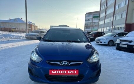 Hyundai Solaris II рестайлинг, 2012 год, 600 000 рублей, 2 фотография