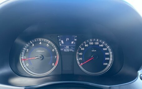 Hyundai Solaris II рестайлинг, 2012 год, 600 000 рублей, 17 фотография