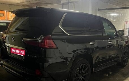 Lexus LX III, 2017 год, 8 500 000 рублей, 3 фотография