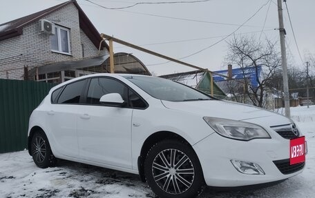 Opel Astra J, 2012 год, 700 000 рублей, 9 фотография