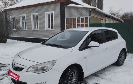 Opel Astra J, 2012 год, 700 000 рублей, 3 фотография