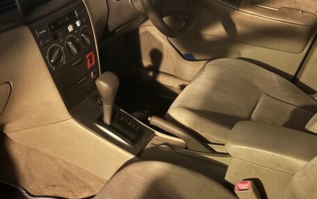 Toyota Corolla, 2005 год, 680 000 рублей, 5 фотография