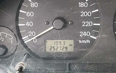 Mitsubishi Carisma I, 2003 год, 260 000 рублей, 4 фотография