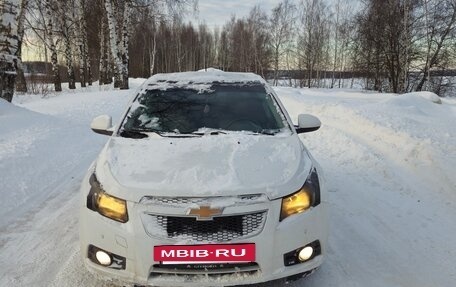 Chevrolet Cruze II, 2010 год, 600 000 рублей, 6 фотография