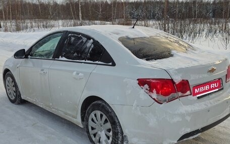 Chevrolet Cruze II, 2010 год, 600 000 рублей, 5 фотография