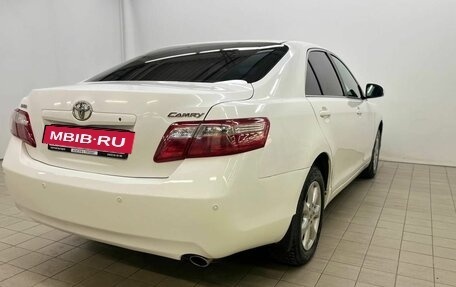 Toyota Camry, 2011 год, 1 300 000 рублей, 5 фотография