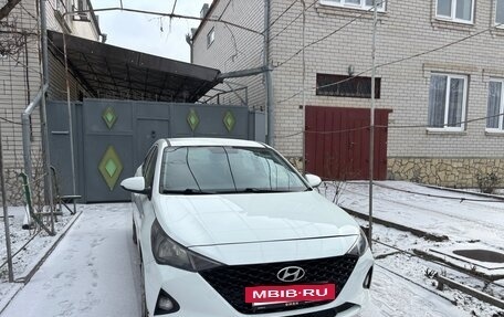 Hyundai Solaris II рестайлинг, 2020 год, 850 000 рублей, 6 фотография