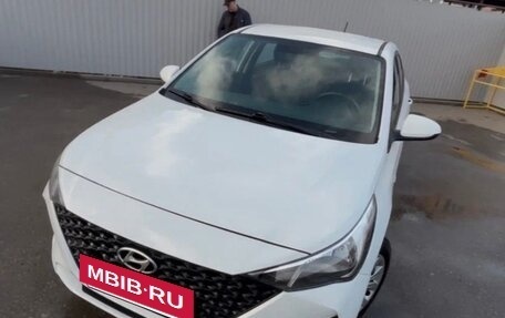 Hyundai Solaris II рестайлинг, 2020 год, 850 000 рублей, 2 фотография