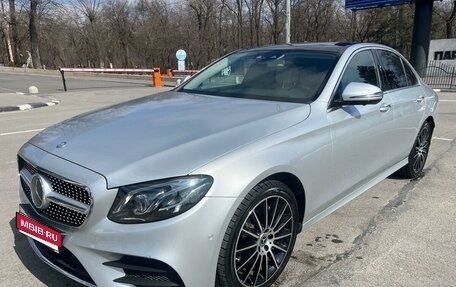 Mercedes-Benz E-Класс, 2016 год, 2 200 000 рублей, 1 фотография