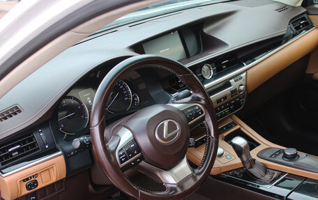 Lexus ES VII, 2017 год, 3 300 000 рублей, 9 фотография