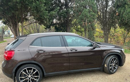 Mercedes-Benz GLA, 2016 год, 2 350 000 рублей, 19 фотография