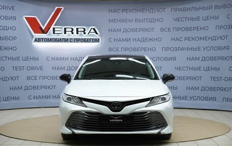 Toyota Camry, 2019 год, 2 890 000 рублей, 2 фотография
