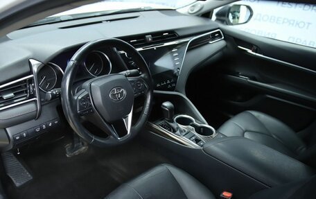 Toyota Camry, 2019 год, 2 890 000 рублей, 11 фотография