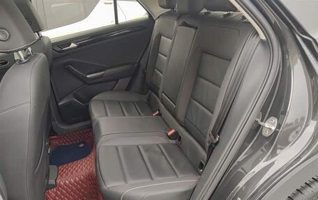 Volkswagen T-Roc I, 2022 год, 1 735 000 рублей, 22 фотография