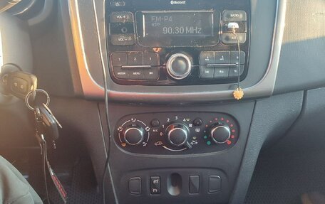 Renault Sandero II рестайлинг, 2020 год, 1 250 000 рублей, 6 фотография