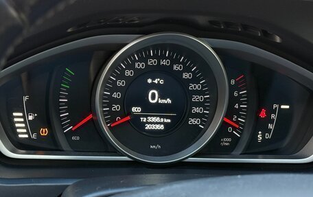 Volvo V40 II рестайлинг, 2017 год, 1 450 000 рублей, 8 фотография