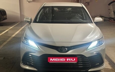 Toyota Camry, 2022 год, 4 200 000 рублей, 3 фотография