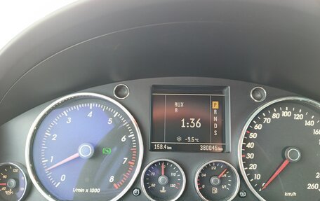 Volkswagen Touareg III, 2005 год, 800 000 рублей, 5 фотография