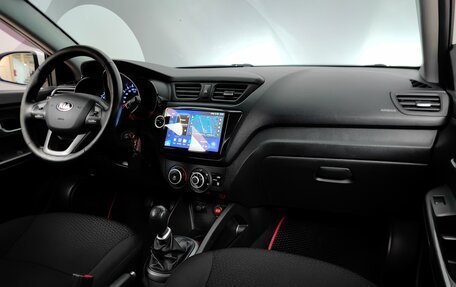 KIA Rio III рестайлинг, 2013 год, 550 000 рублей, 13 фотография