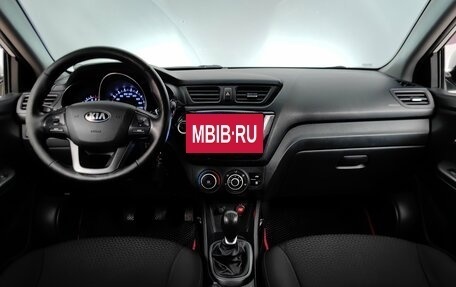 KIA Rio III рестайлинг, 2013 год, 550 000 рублей, 12 фотография
