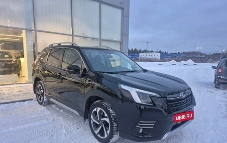 Subaru Forester, 2023 год, 5 390 000 рублей, 3 фотография