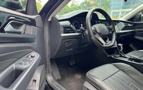 Volkswagen Passat B8 рестайлинг, 2023 год, 1 890 000 рублей, 10 фотография