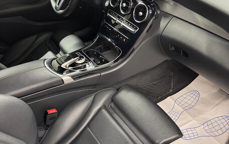 Mercedes-Benz C-Класс, 2019 год, 3 900 000 рублей, 17 фотография