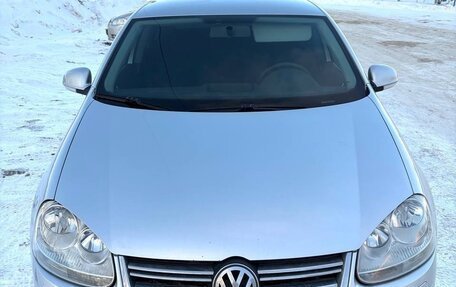 Volkswagen Jetta VI, 2010 год, 650 000 рублей, 1 фотография