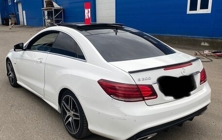 Mercedes-Benz E-Класс, 2016 год, 1 850 000 рублей, 1 фотография