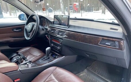 BMW 3 серия, 2008 год, 1 040 000 рублей, 13 фотография