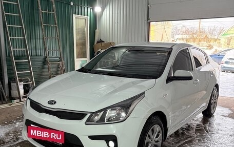 KIA Rio IV, 2019 год, 1 100 000 рублей, 3 фотография