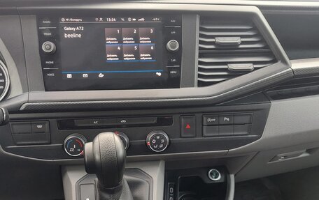 Volkswagen Transporter T6 рестайлинг, 2022 год, 6 100 000 рублей, 9 фотография