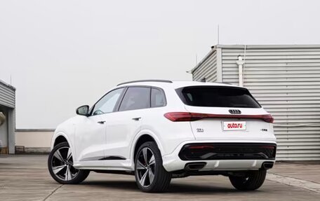 Audi Q5, 2025 год, 6 420 000 рублей, 4 фотография